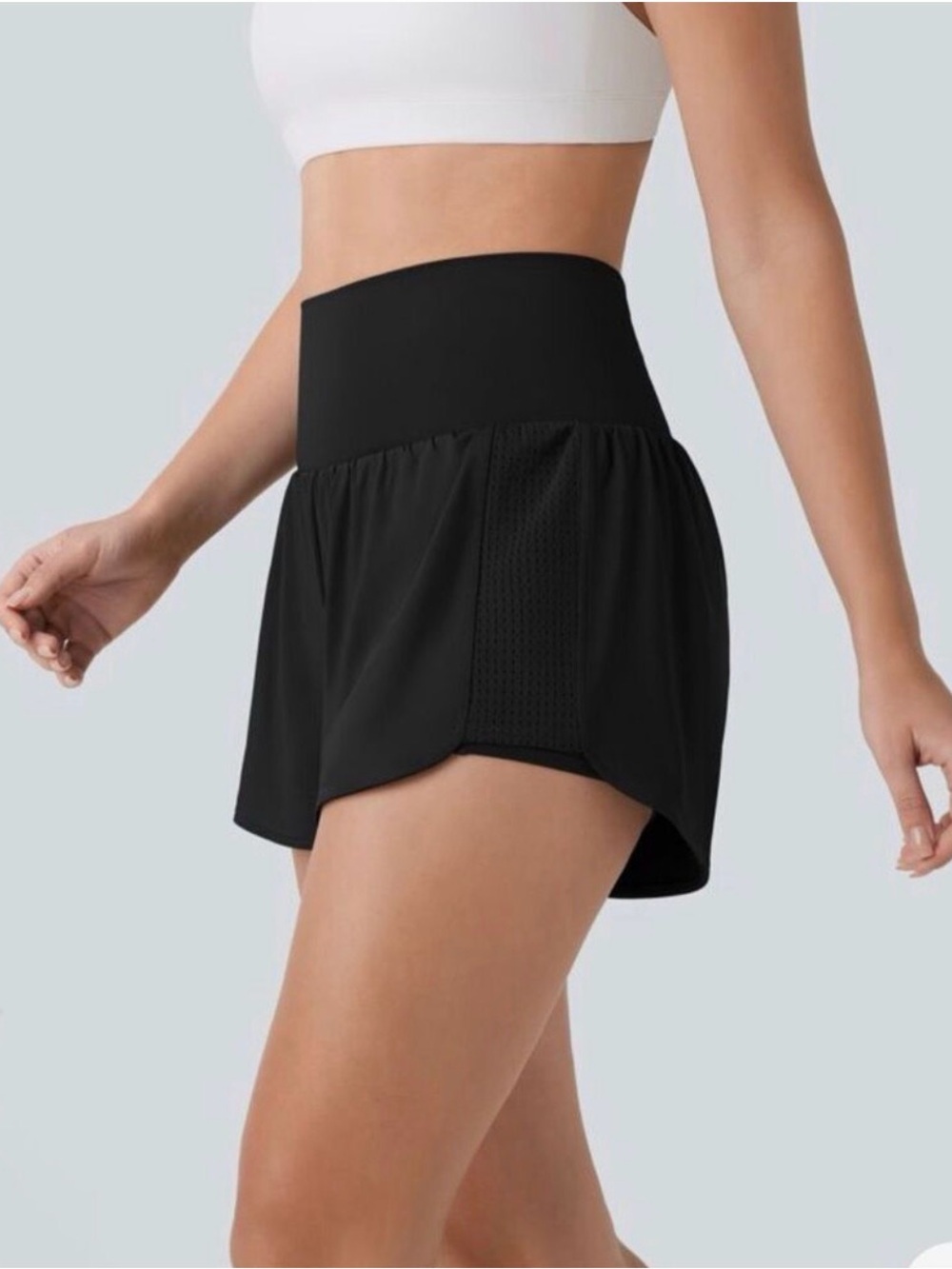 HALARA Black High-Waist Athletic Shorts